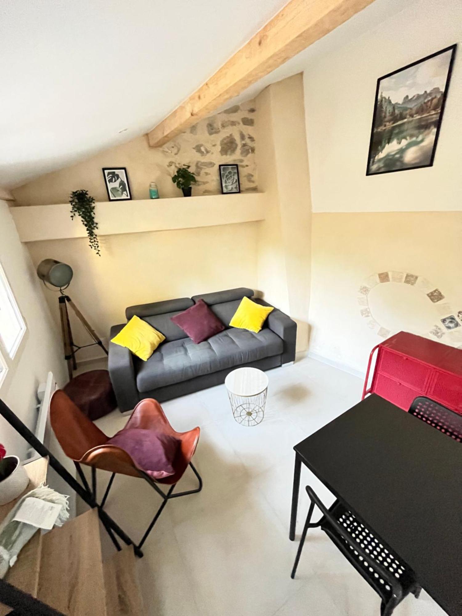 Appartement Le Jardinet - Small Garden In Town